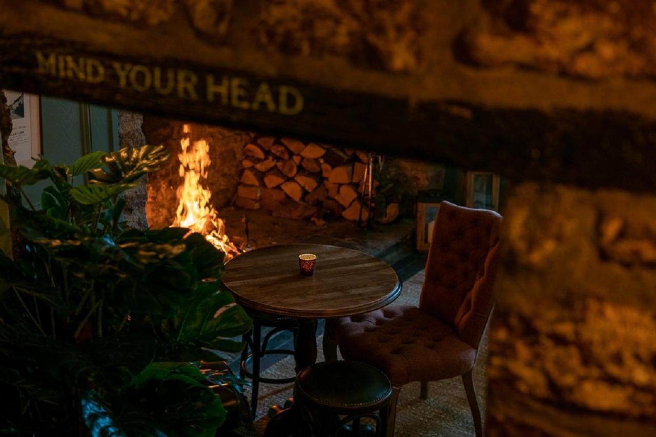 Hotel The Ring 'O' Bells Compton Martin Zewnętrze zdjęcie
